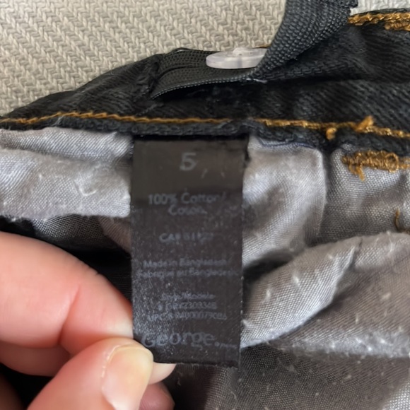 Boys 5T boot cut  black jeans - Picture 5 of 5